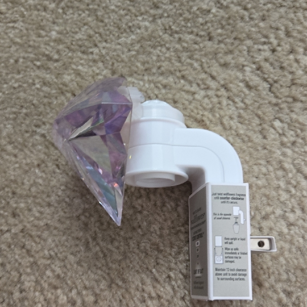 Diamond Wallflower Plug - Picture 7 of 9